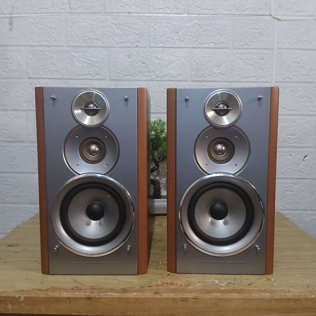 speaker bookshelf JVC