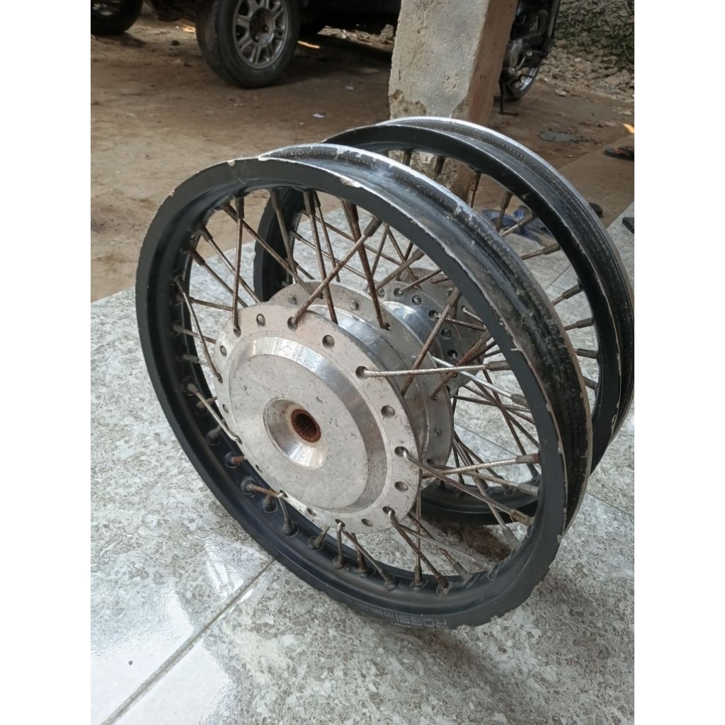 velg pelek jari jari variasi motor honda beat scoopy genio