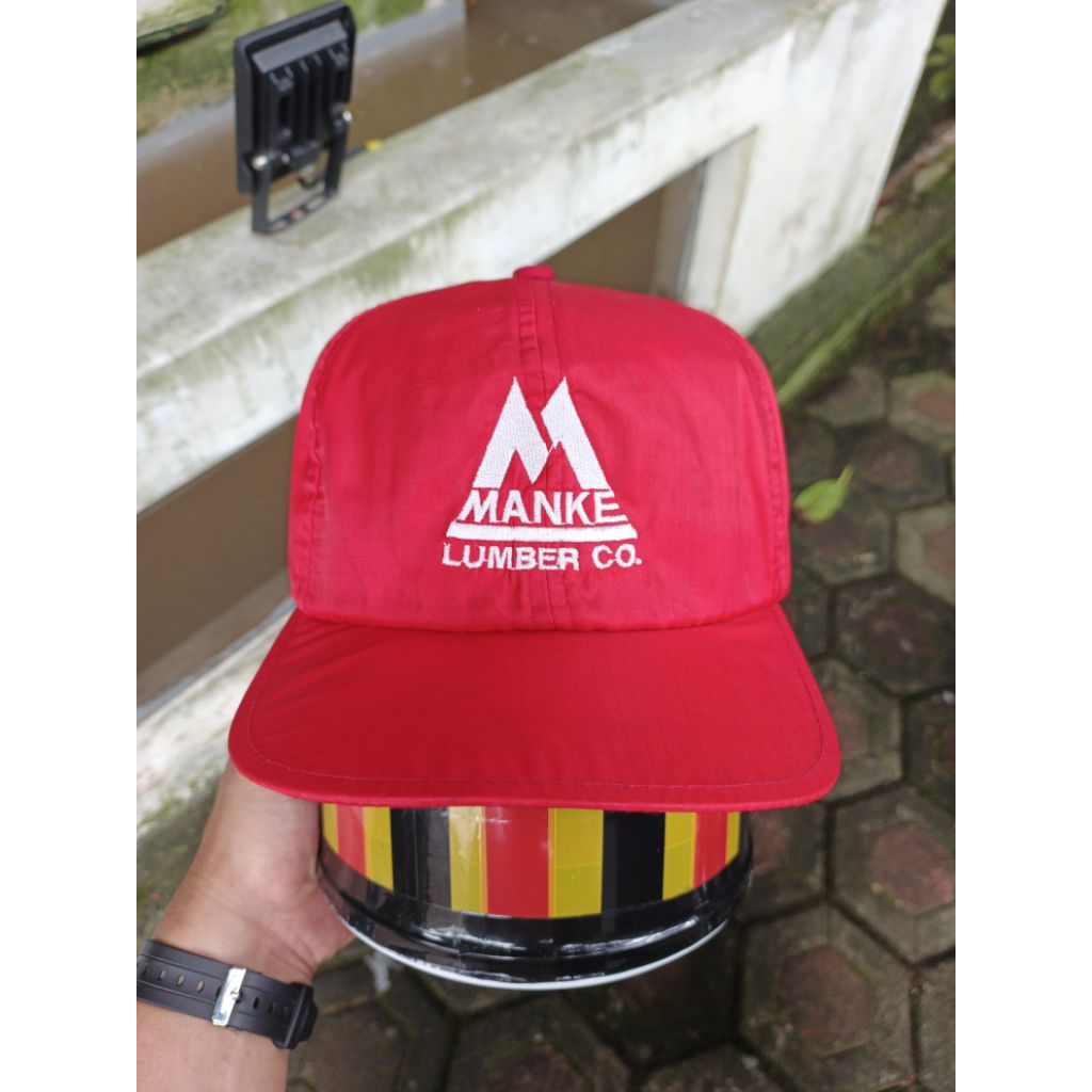 Topi Vintage MANKE LUMBER CO. By CENTURY 21