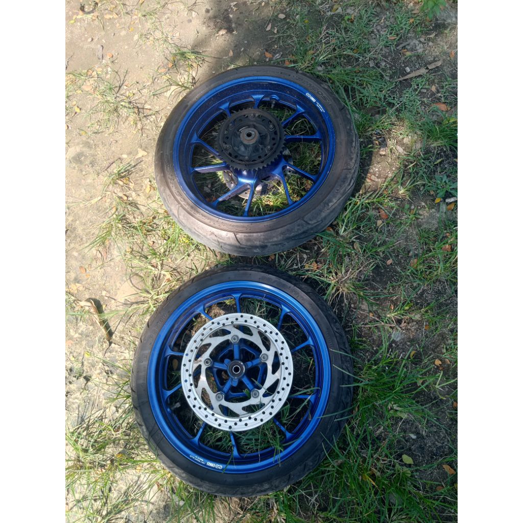 velg R15 V3 sepasang lengkap ban tinggal pasang