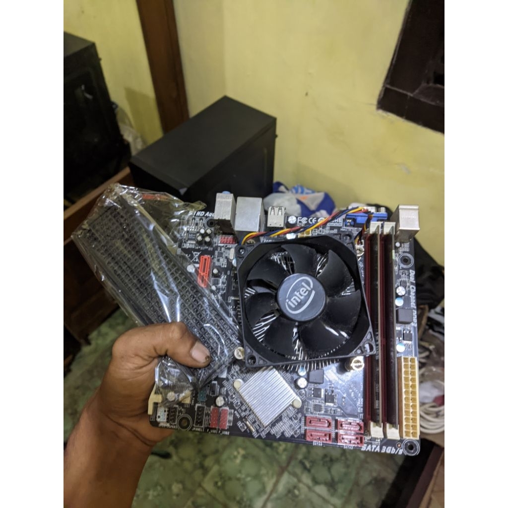 paket mobo h61