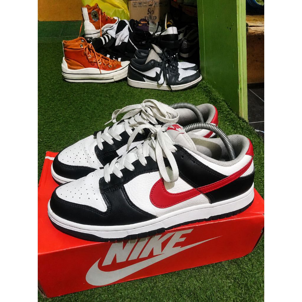 Nike Dunk Low Panda Black University Red-White