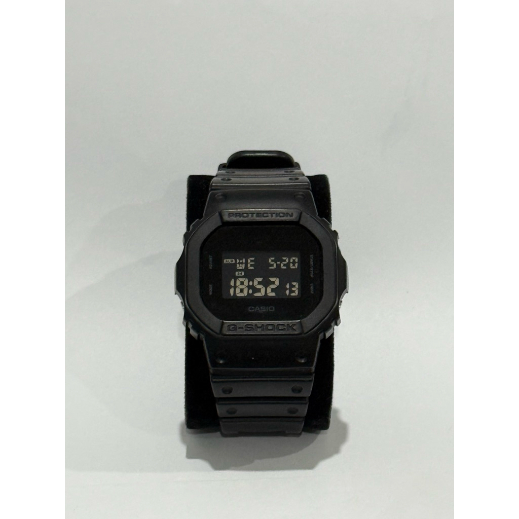 CASIO G-SHOCK DW-5600BB-1DR | Second/Preloved