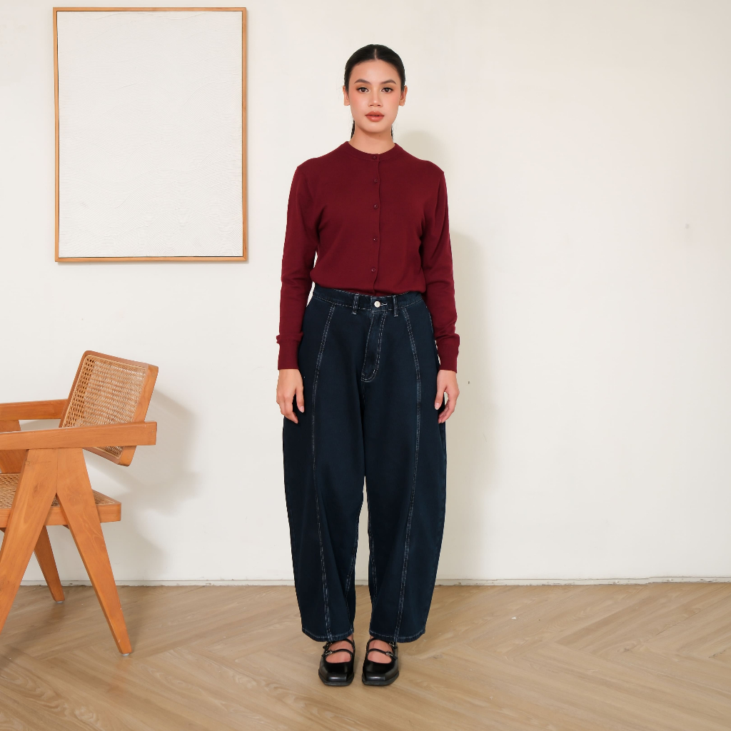 GIYOMI ID – Barrel Denim Pants / Celana Denim Wanita / Celana Barrel Jeans / Celana Panjang Wanita