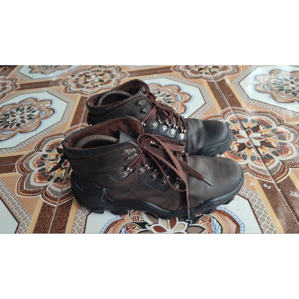 Jim joker boots second 40