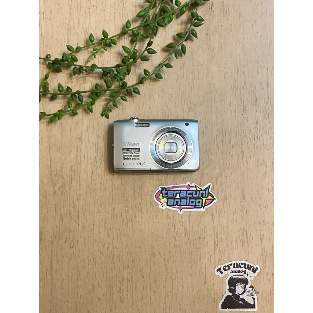 NIKON COOLPIX S2800