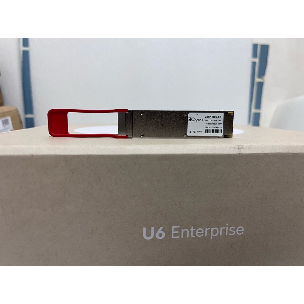 QSFP 100G ER4 40Km Optical Transceiver QSFP28 100GE ER4 1310nm SM 40Km