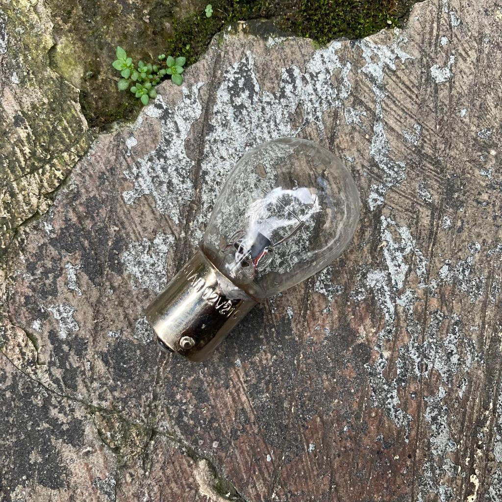 Bulb (12V 21W) For Turn Or Back Bohlam Stoplamp Lampu Stop Lamp Toyota Starlet EP70 EP71 Kotak EP80 