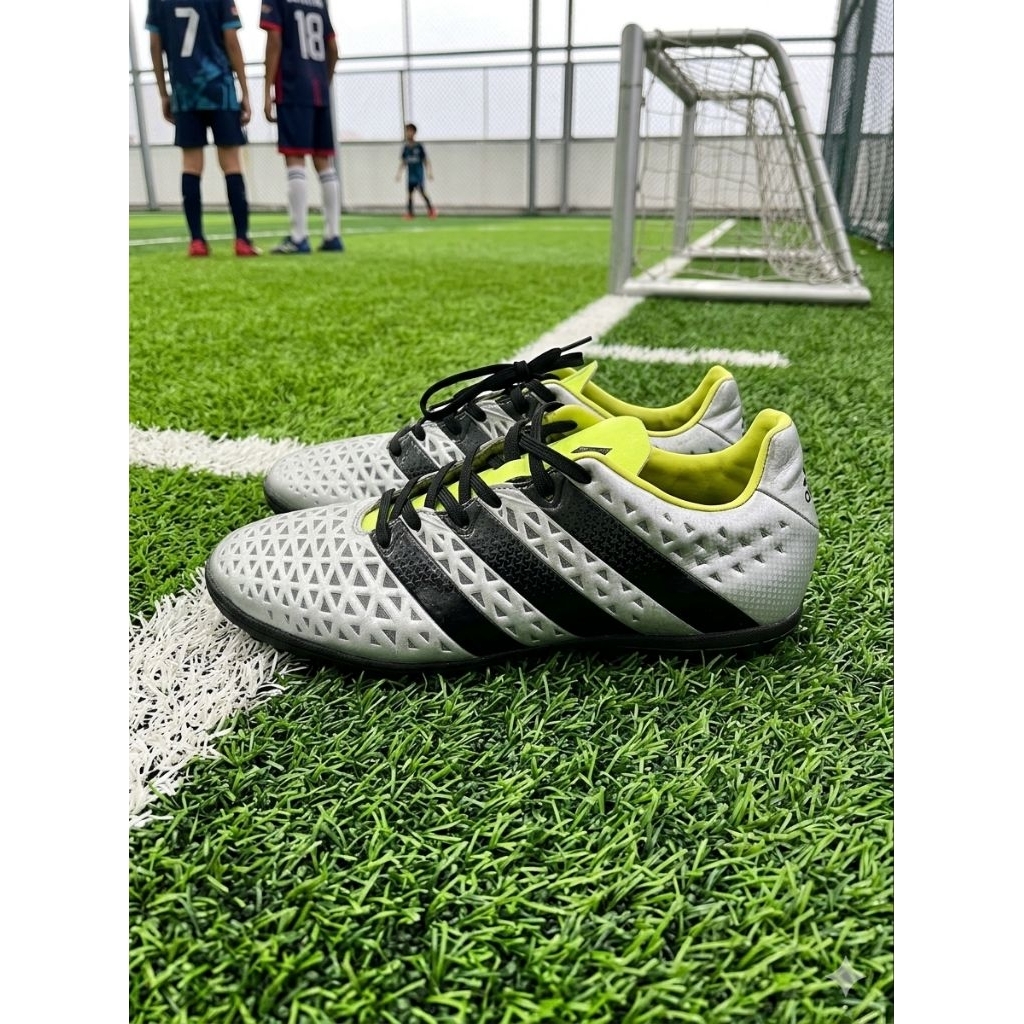 Sepatu Bola Second Minisoc Adidas Ace Metalic Silver Junior 16.3 Astro Mulus Size 40 Insole 250 Seco