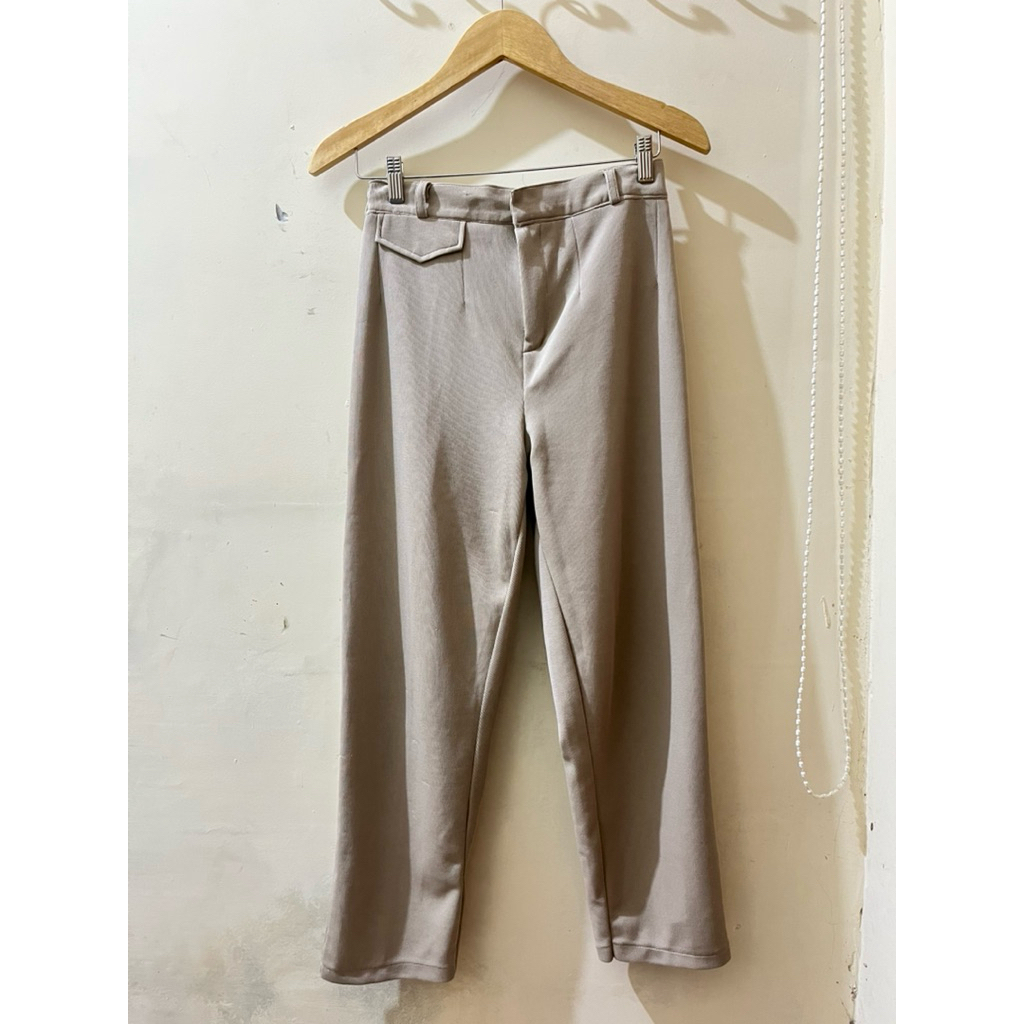 [Preloved] Oro Pants Knit Beige