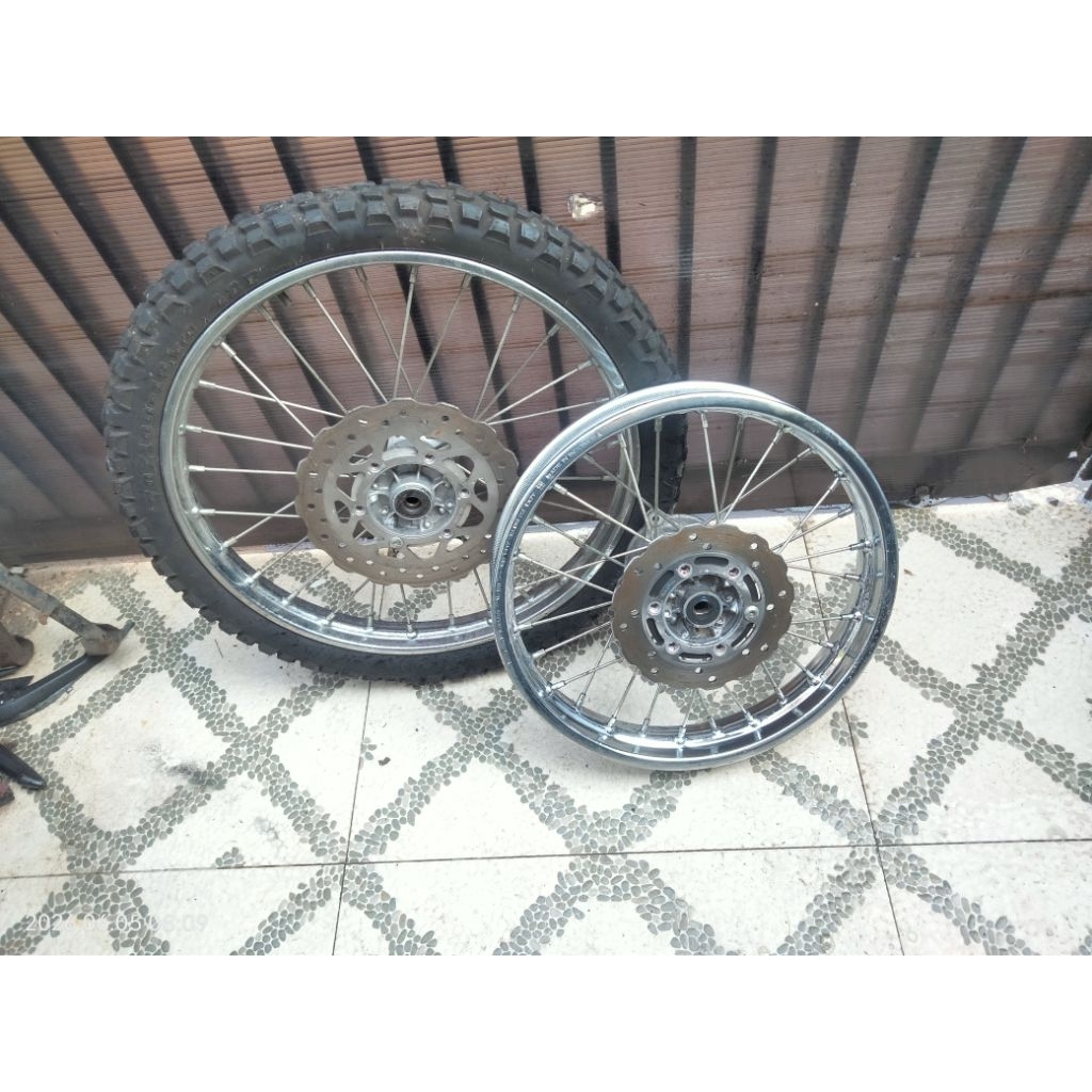 velg KLX 16-19 original