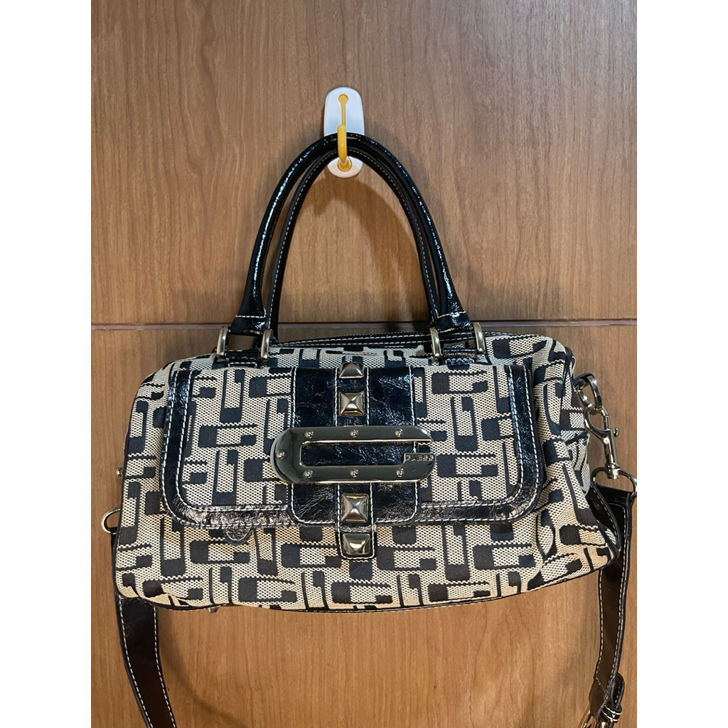 tas guess5 vintage