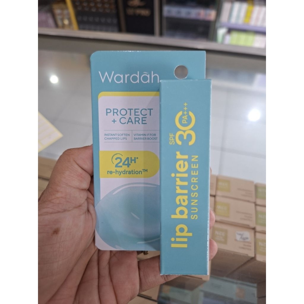Wardah Protect + Care Lip Barrier Sunscreen SPF 30 PA+++