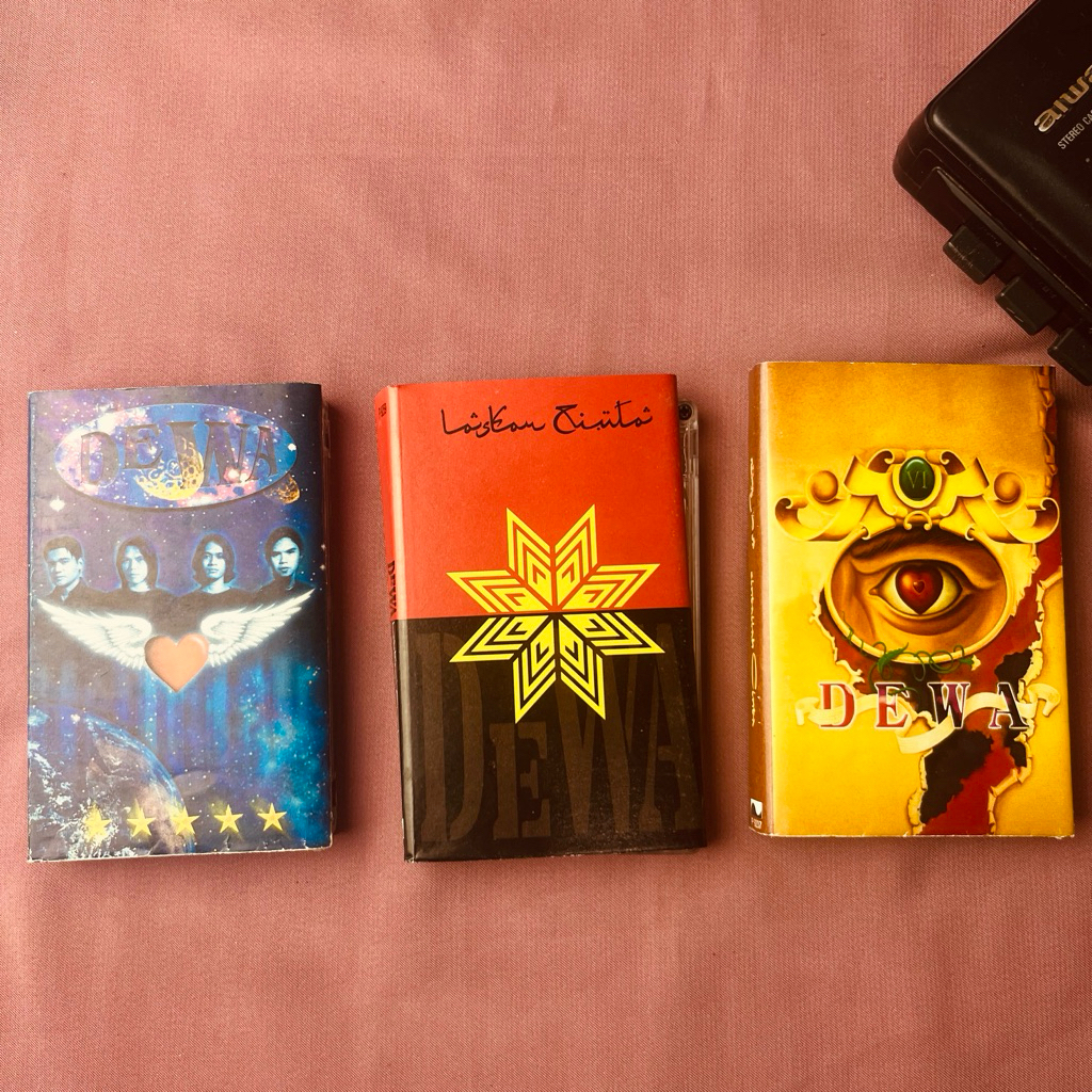 Medan Kaset - Kaset Pita Dewa 19 Bintang Lima / Kaset Dewa 19 Cintailah Cinta / Kaset Pita Dewa 19 L