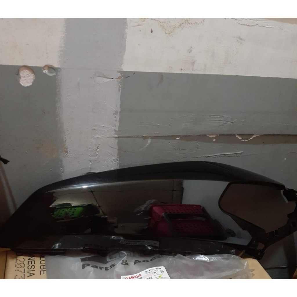 Bodi Belakang kanan Nmax (2DP)/COVER, SIDE 2 (SMX)2DP1/2DP-F1721-00-P0