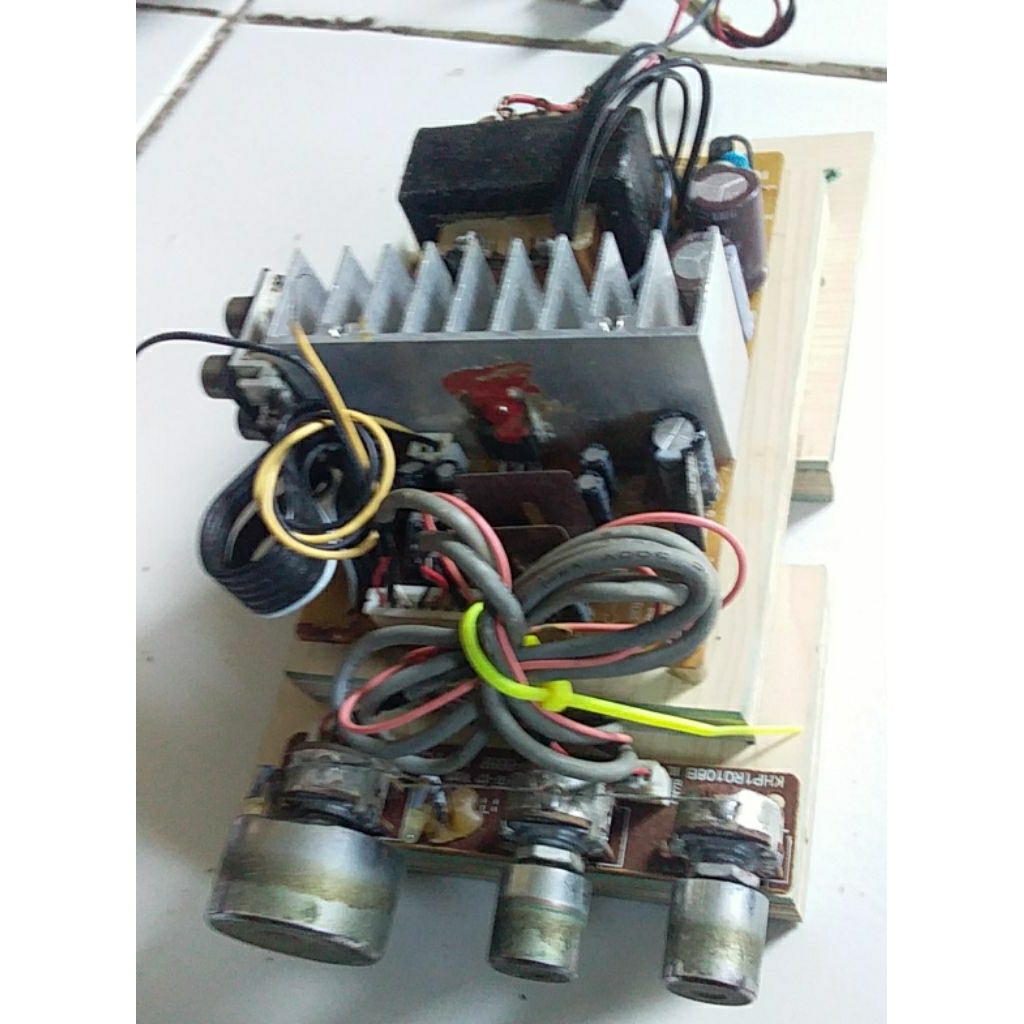 Amplifier 2.1 copotan GMC