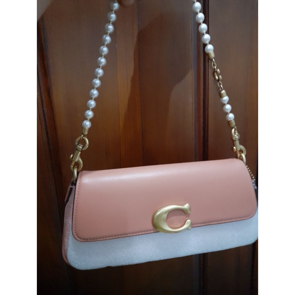 [Preloved Butik] Coach Jetshoulderbag Melon Pink