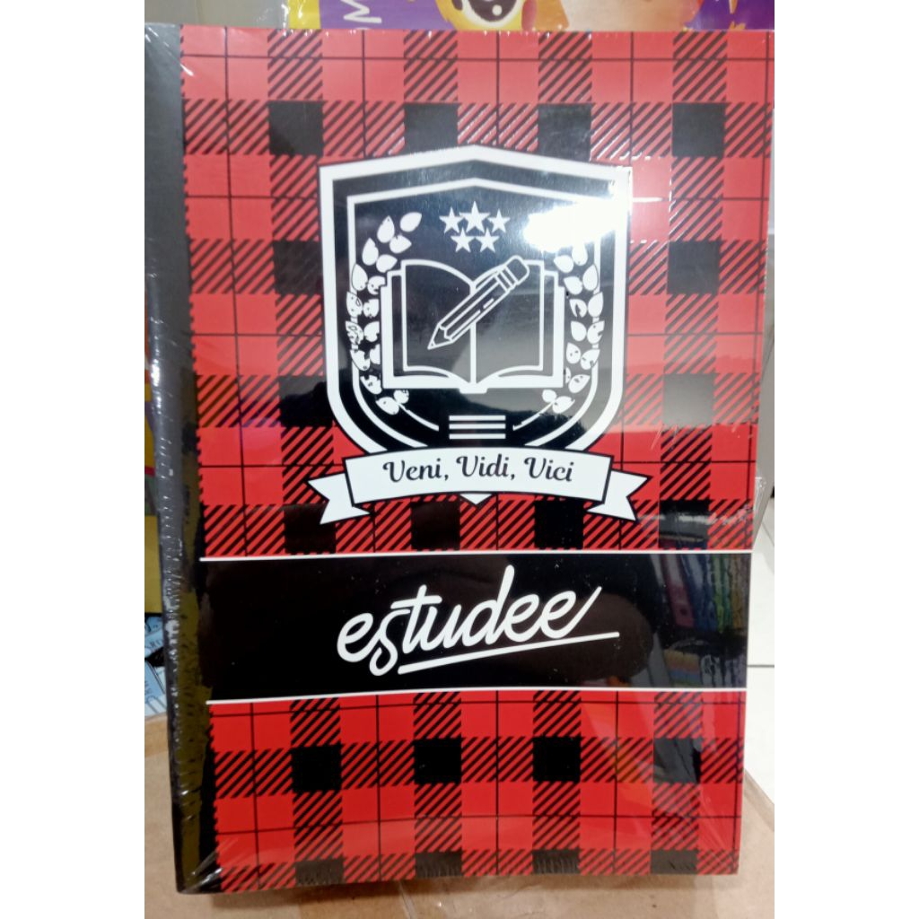 Estudee buku tulis B5