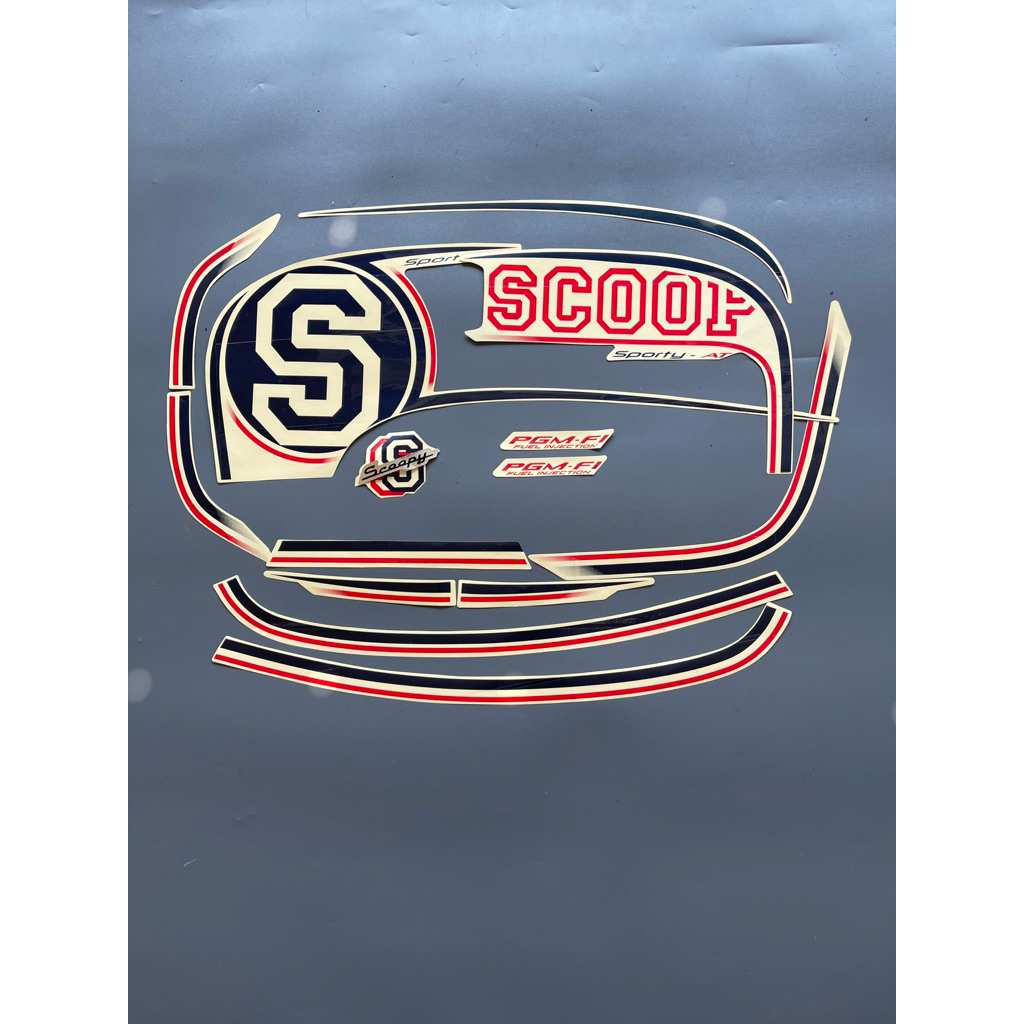 STRIPING STIKER SCOOPY SPORTY 2014 PUTIH KREM