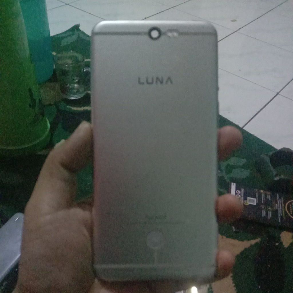 backdoor tutup belakang luna v55c