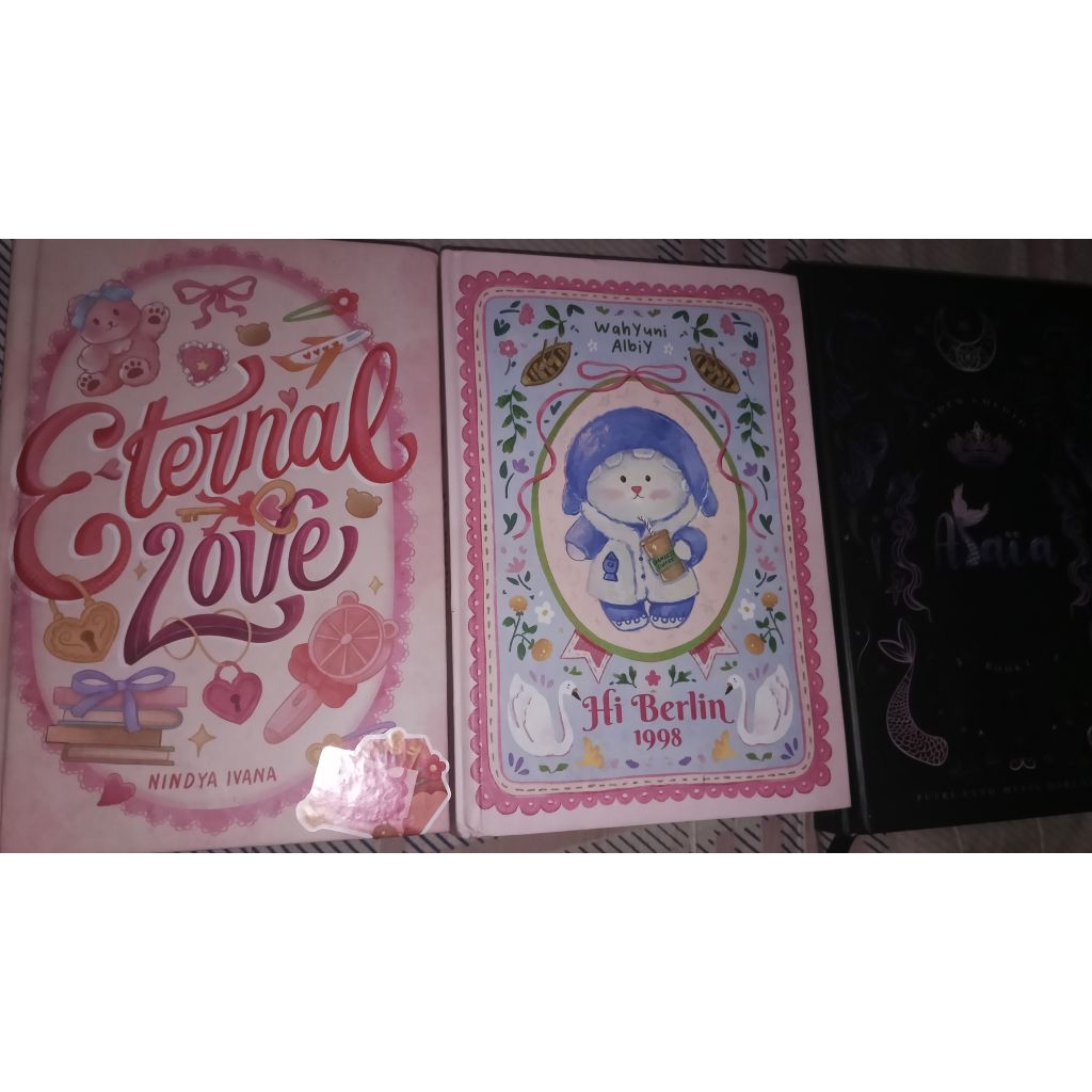 Preloved Novel Hc