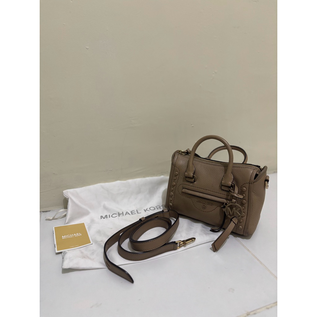 mk tas carine xs
