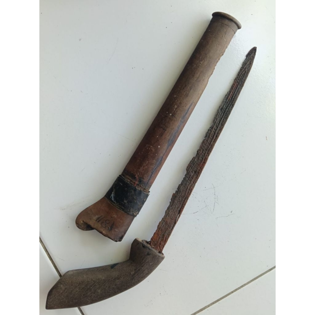 tosan keris bdk pdg pamor junjung derajat pamengkang jagad antik sepuh kuno
