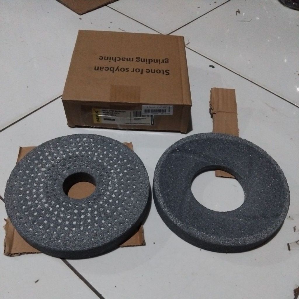 Batu Gilingan Tahu/Kedelai 8Inch (-) Plat / Tanpa Plat / Batu Gilingan Tahu / Batu Gilingan Kedelai