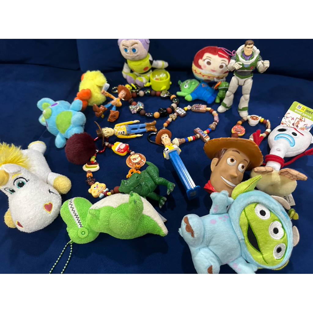 Trinkets , Boneka Ganci plushie toy story woodie lotso buzz forky bo peep