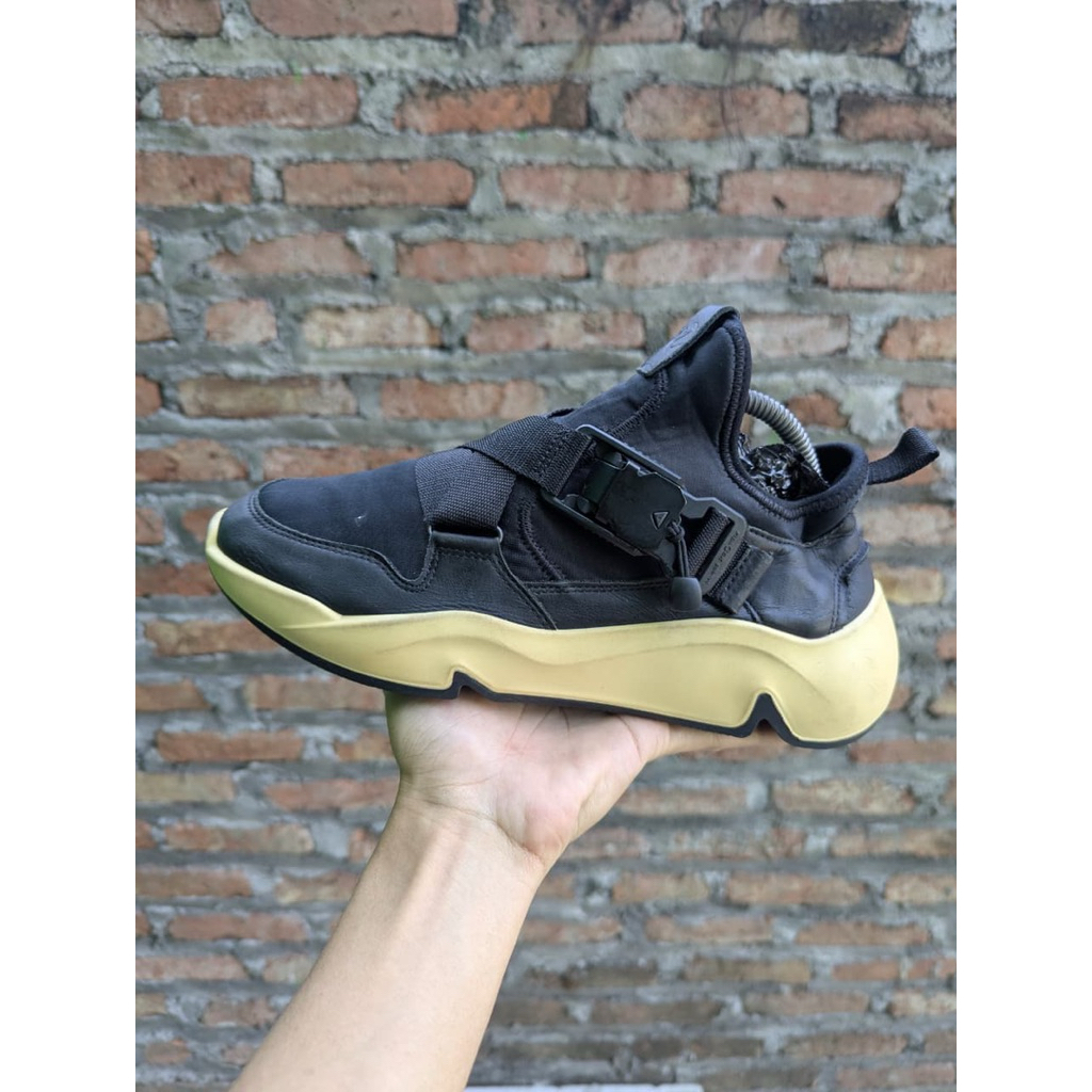 ECCO SIZE 41 ( SECOND ORIGINAL )