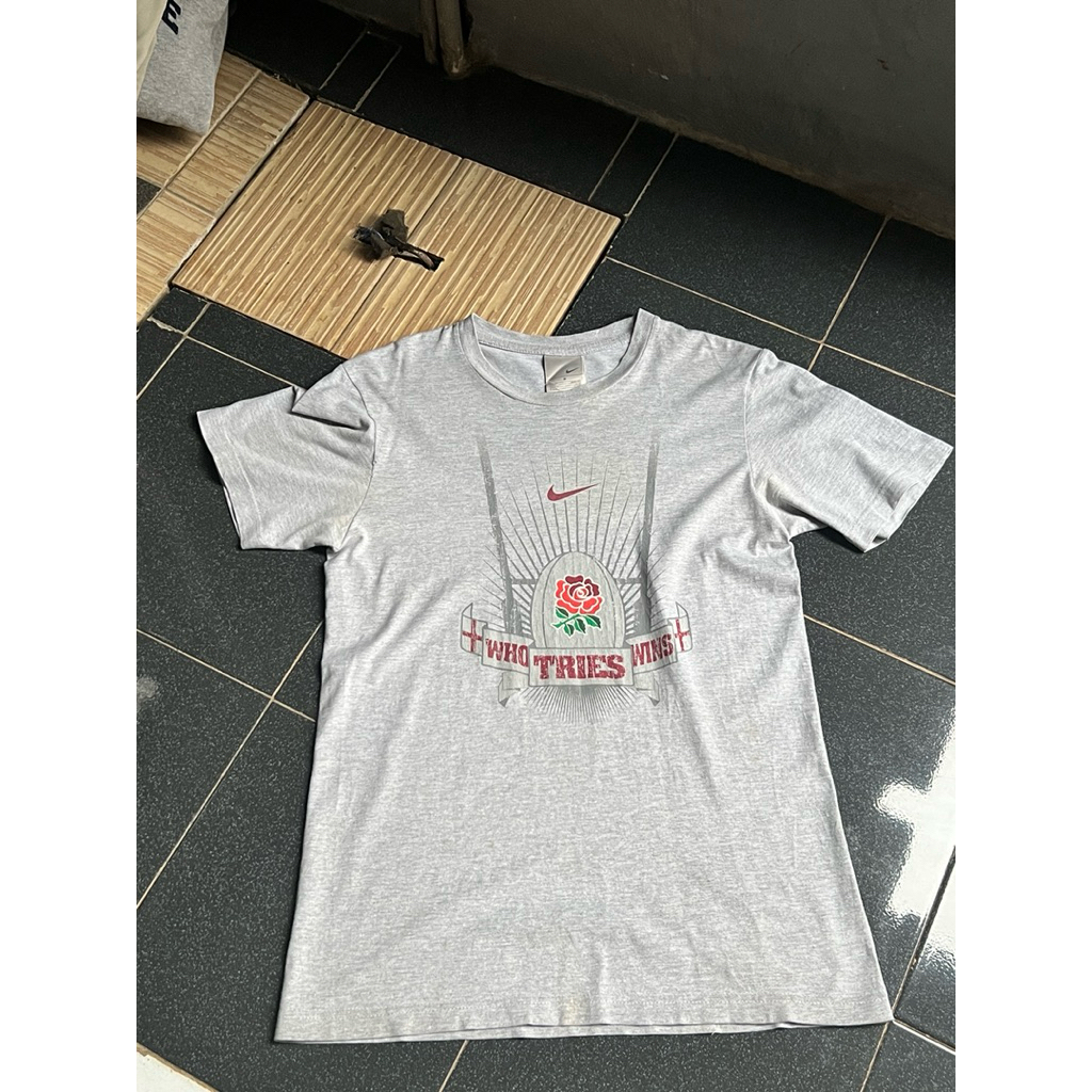 00sNikeShirt