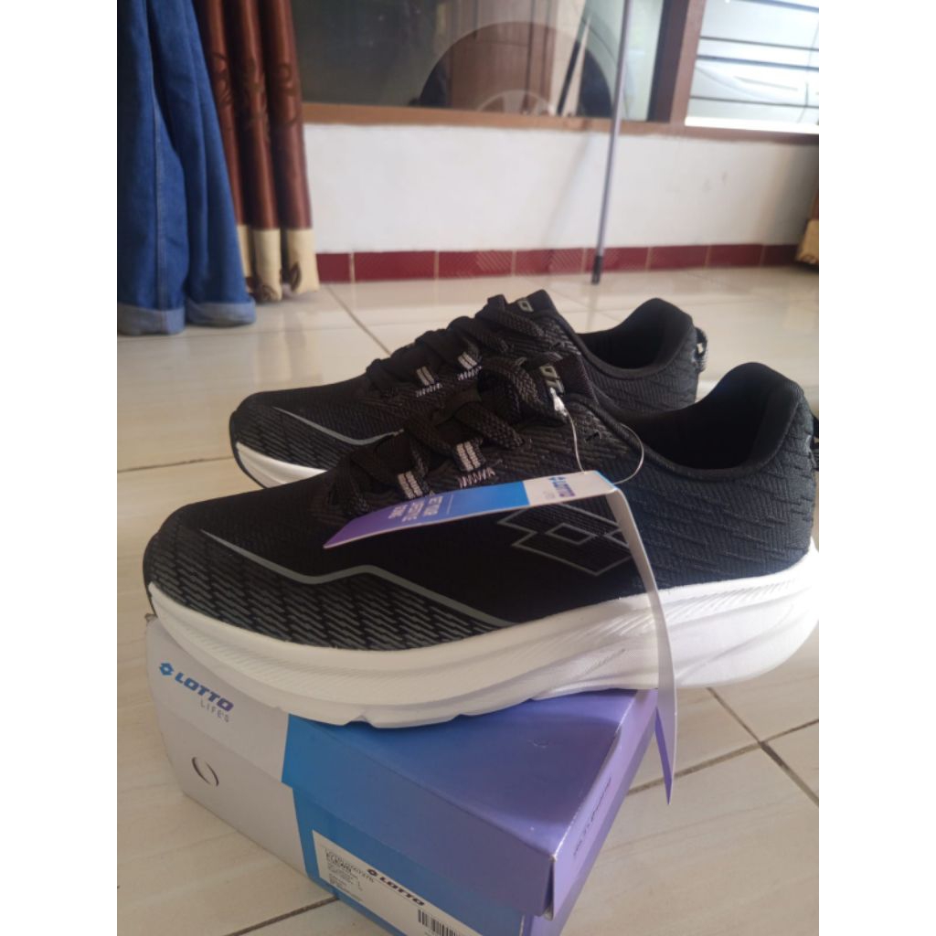 Sepatu Lotto Flewn Men's Running Shoes - Black