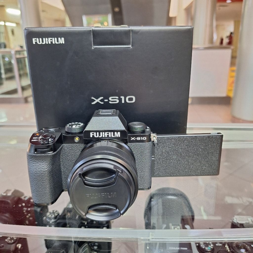 Kamera Fujifilm X-S10 kit 15-45mm / fujifilm X- S10 komplit box
