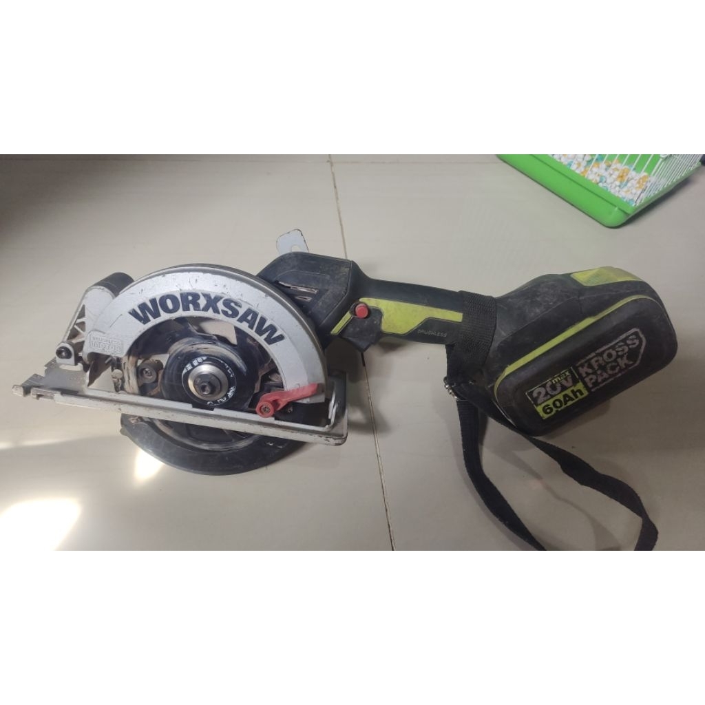 circular saw mini cordles WORX