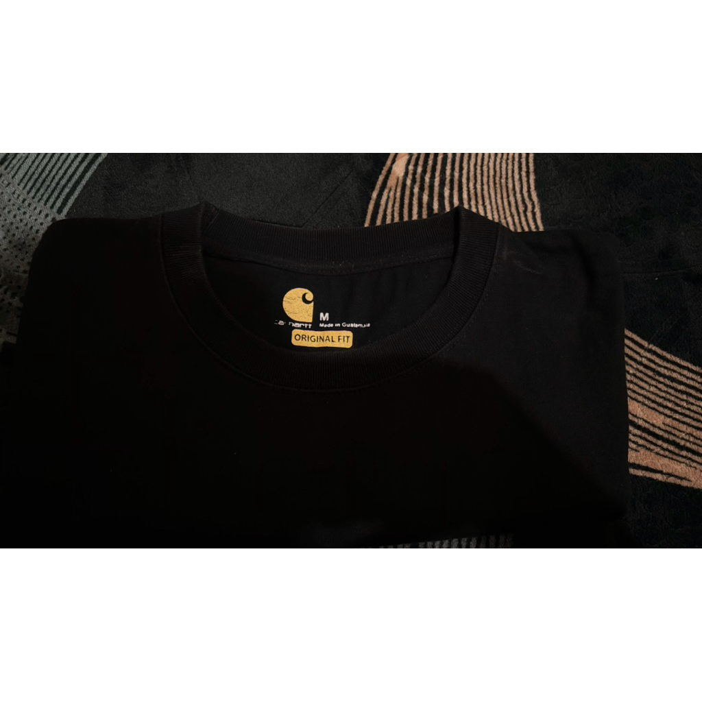 kaos charhatt hitam