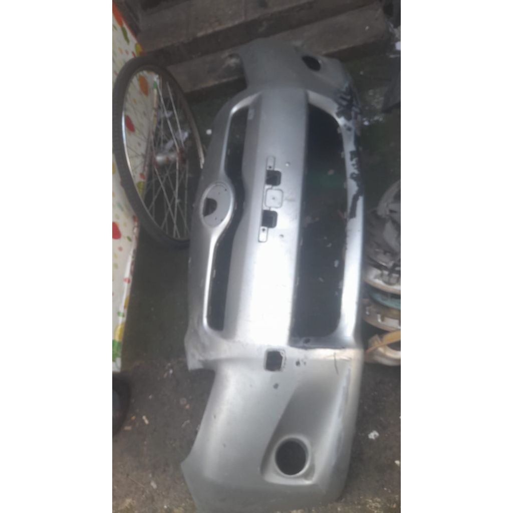 bemper yaris bakpao 2012