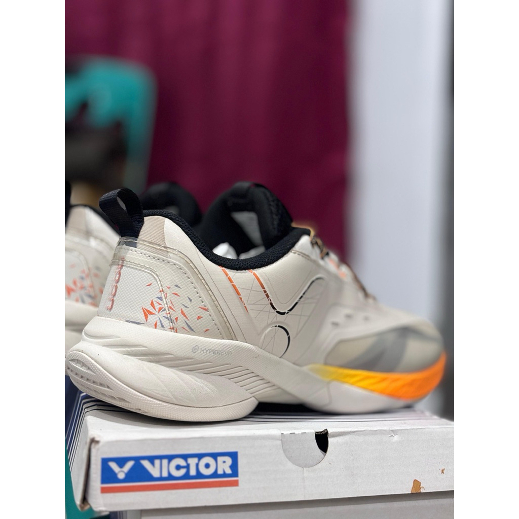sepatu Victor A880 - sz 45