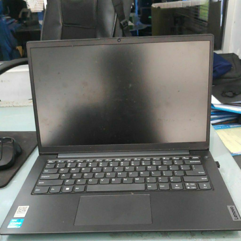 Laptop Lenovo V14 G2 ram 8