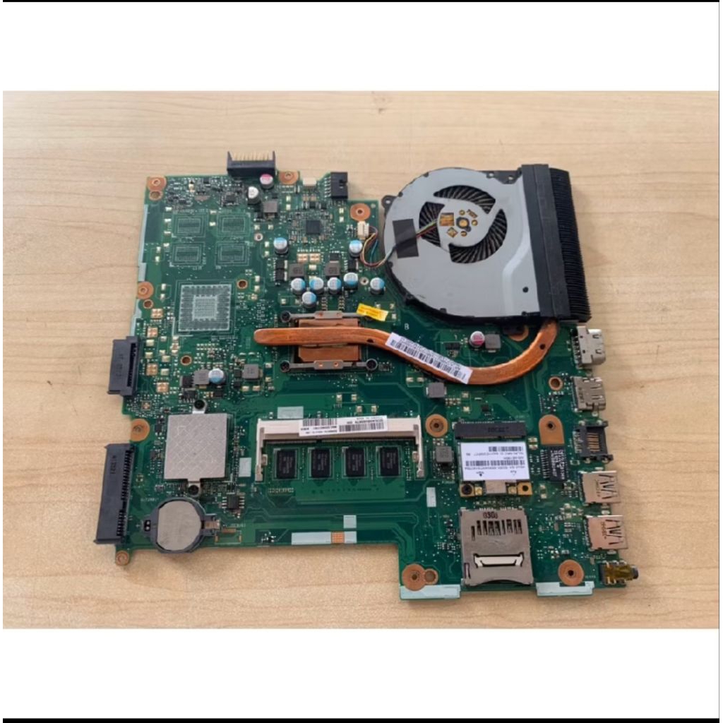 Motherboard Asus A450 X450C X450V Core i3 + free ram 8gb