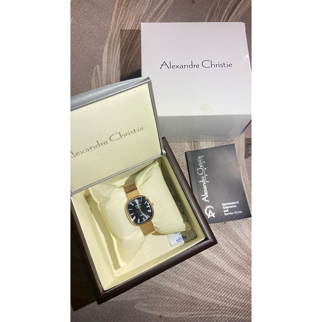 Jam tali pasir Alexandre Christie