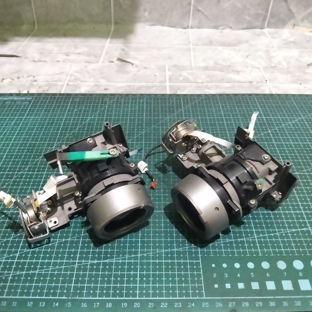Jual Lensa Proyektor Original Bekas Lengkap Zoom Focus Motor Assembly Sparepart Projector Mantap