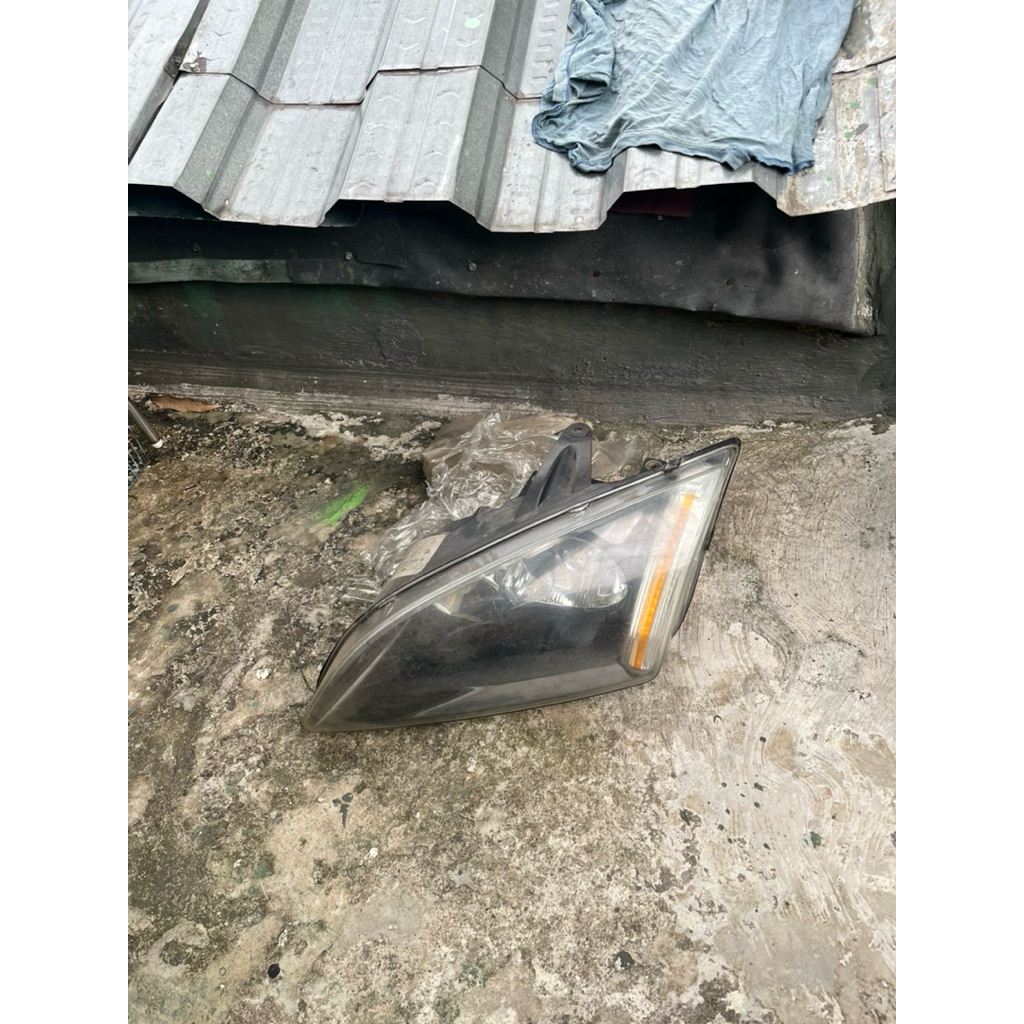 HEADLAMP FORD FOCUS 2005 2006 2007 ORIGINAL
