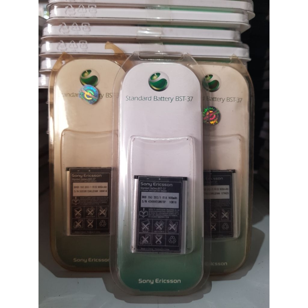 Sony Ericsson Standard Battery BST-37 for D750i K600 K700 W800 Original Resmi