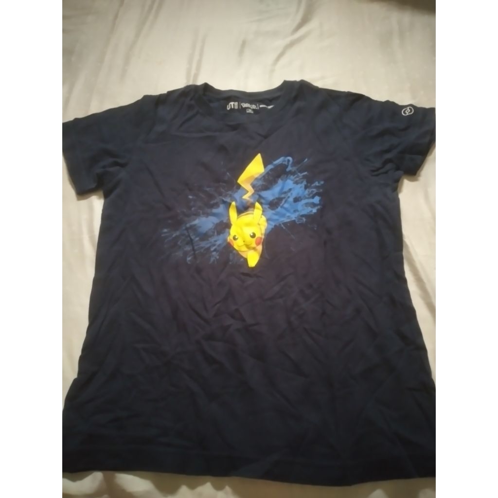 kaos uniqlo pokemon