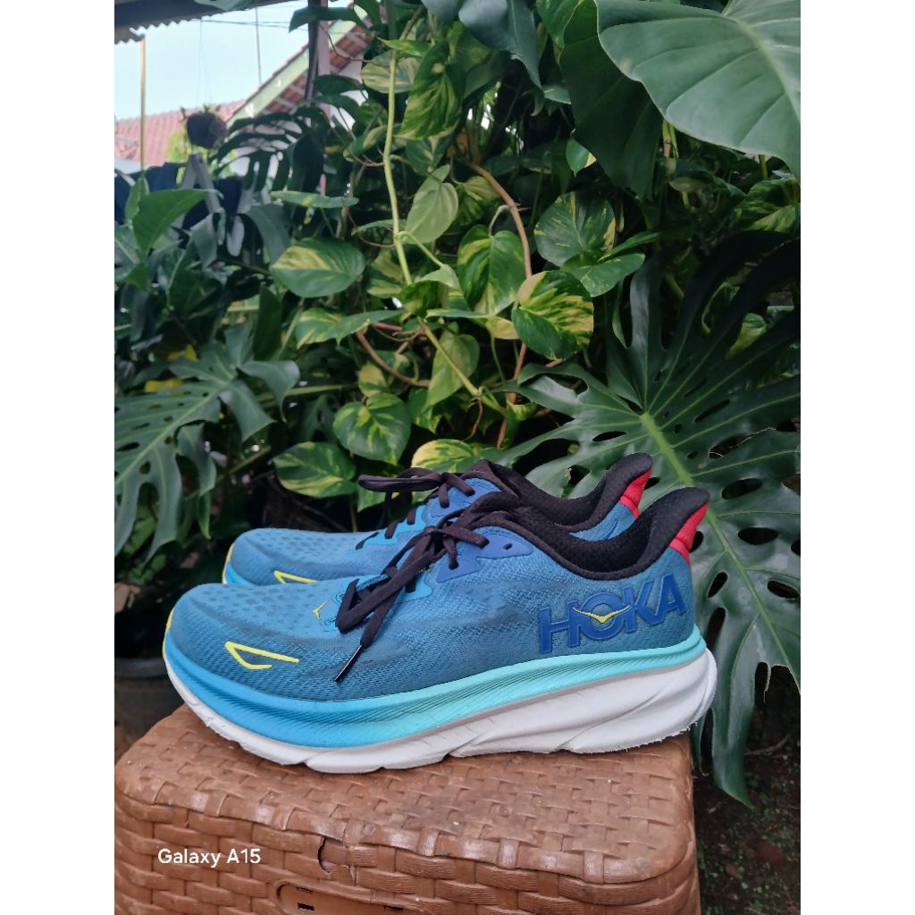 Hoka clifton 9 preloved