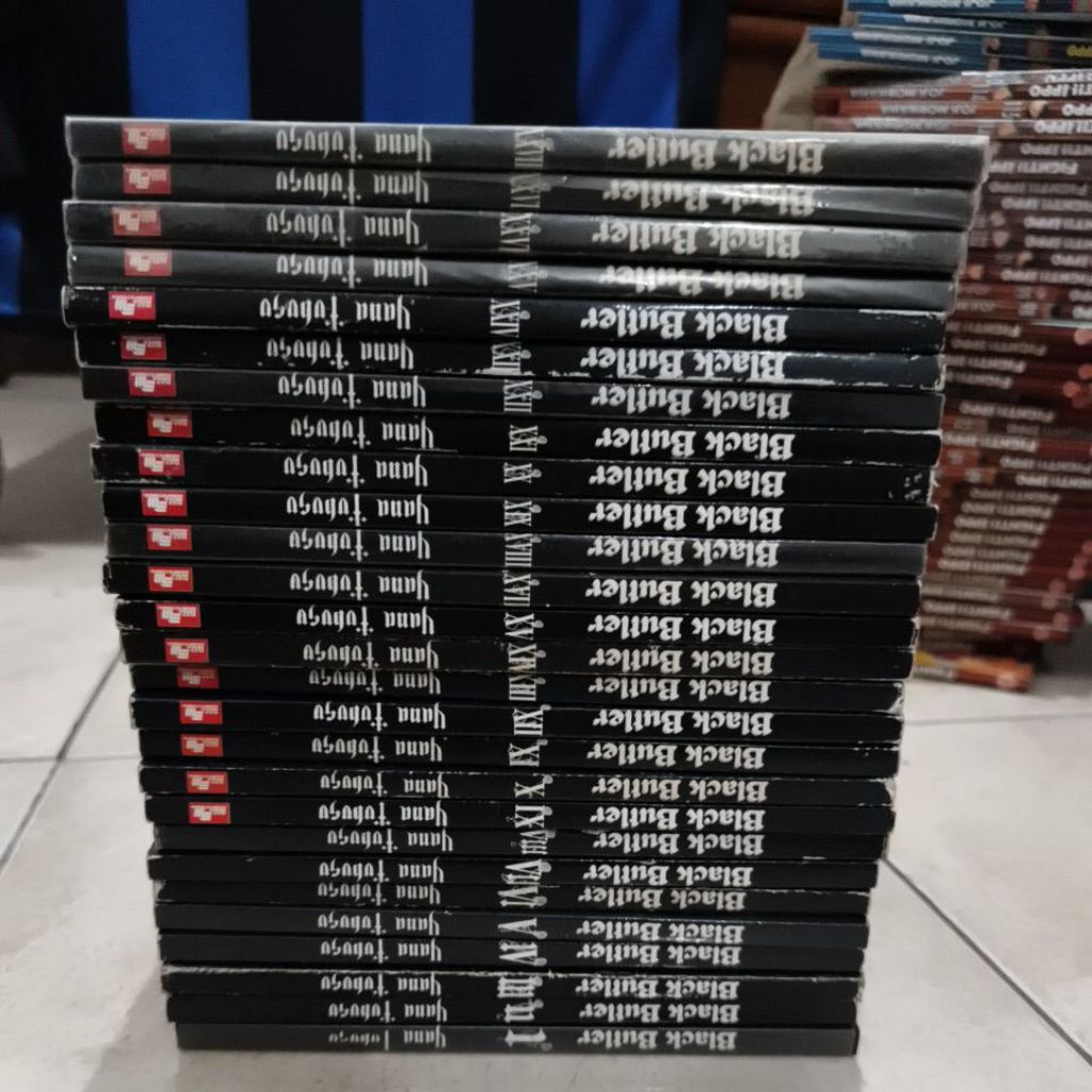 Komik Black butler 1-28 SET