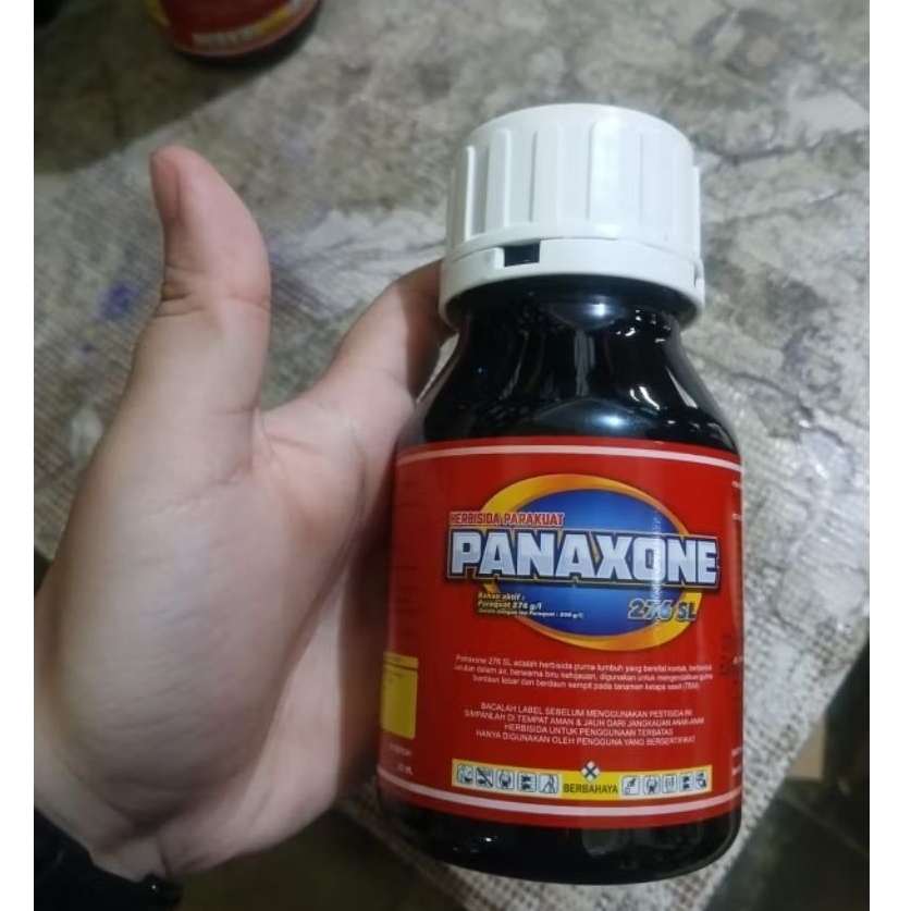 Panaxone Herbisida Racun Rumput 250 Ml - Solusi Efektif untuk Mengendalikan Rumput Tidak Diinginkan