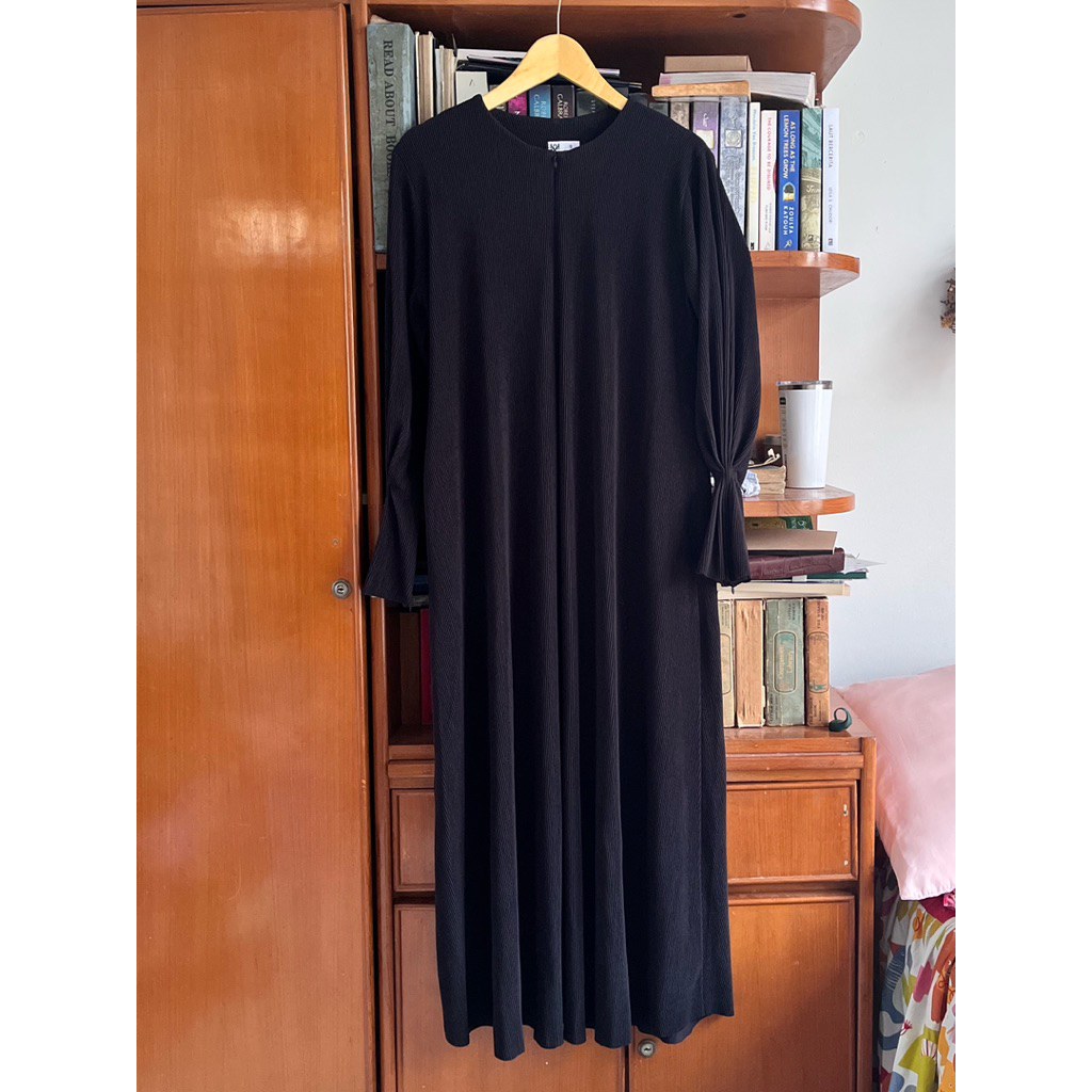 [PRELOVED] Khalewale Pleats Dress Black