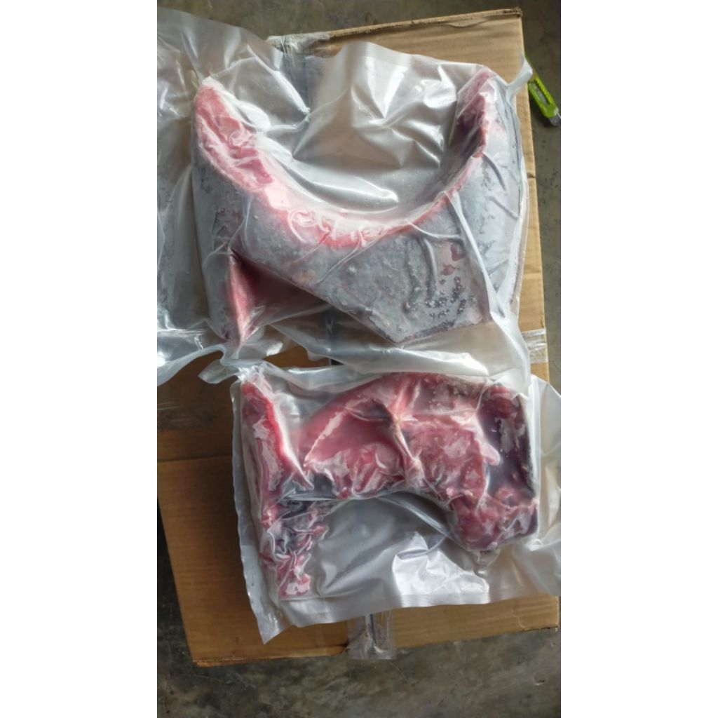 rahang ikan tuna kemasan 900-1000gr/pack