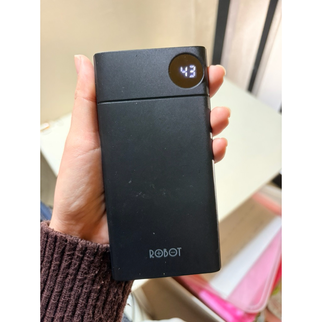 power bank robot